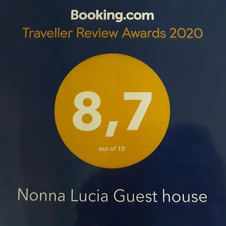 Nonna Lucia Holidays ゲストハウス